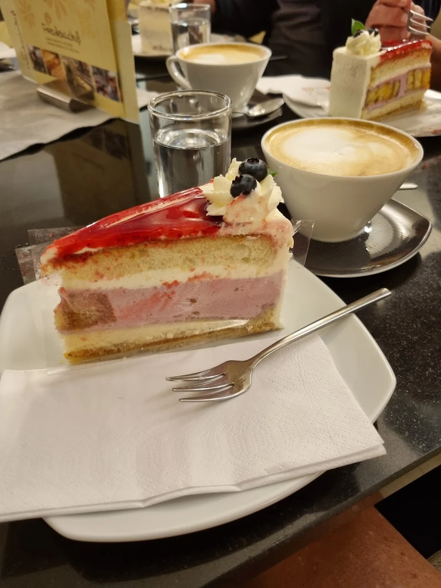 Essen und Trinken photo 5