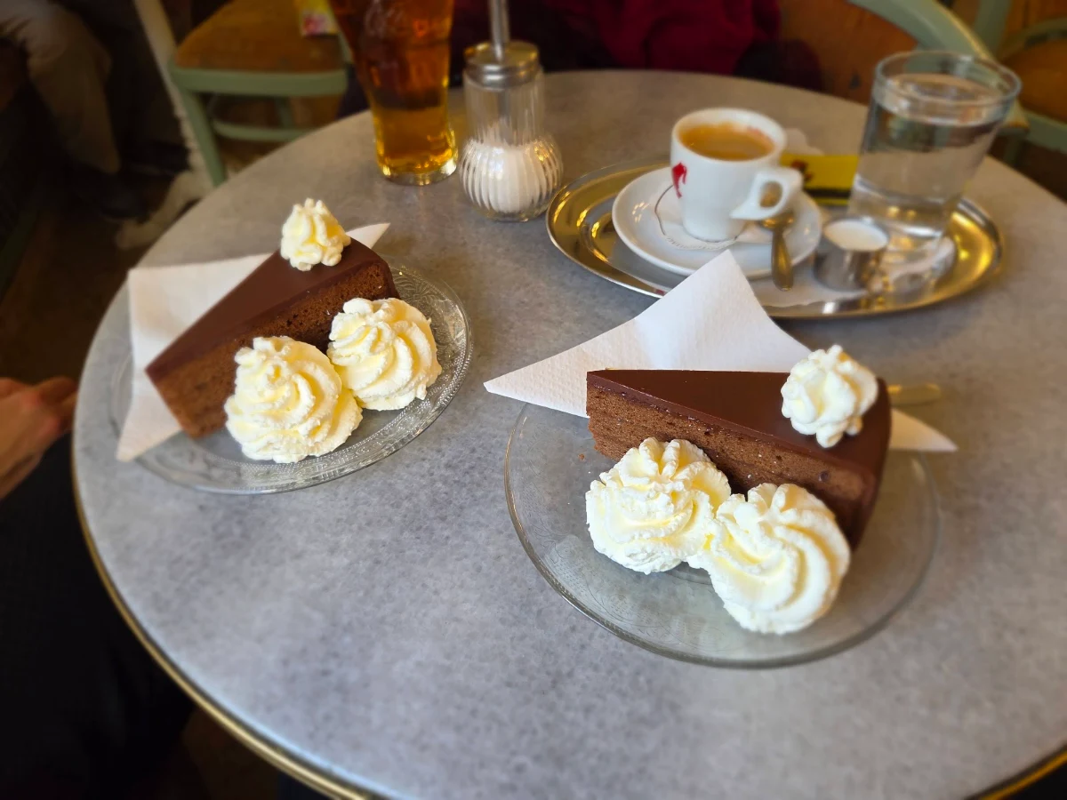 Essen und Trinken photo 1