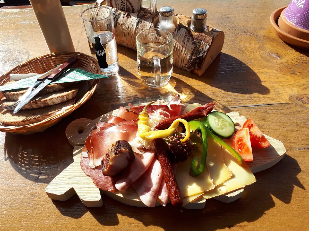 Essen und Trinken, Sautrogalm