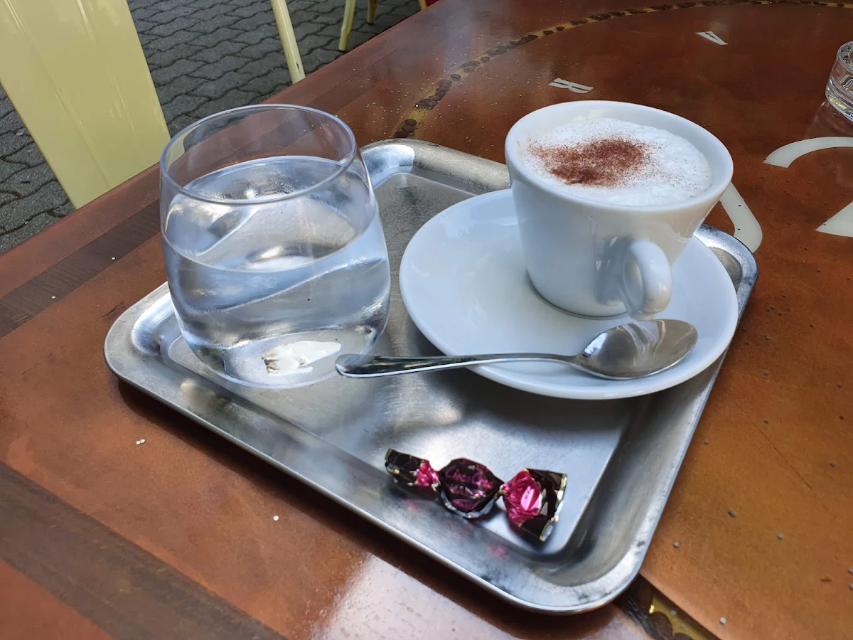 Essen und Trinken photo 2