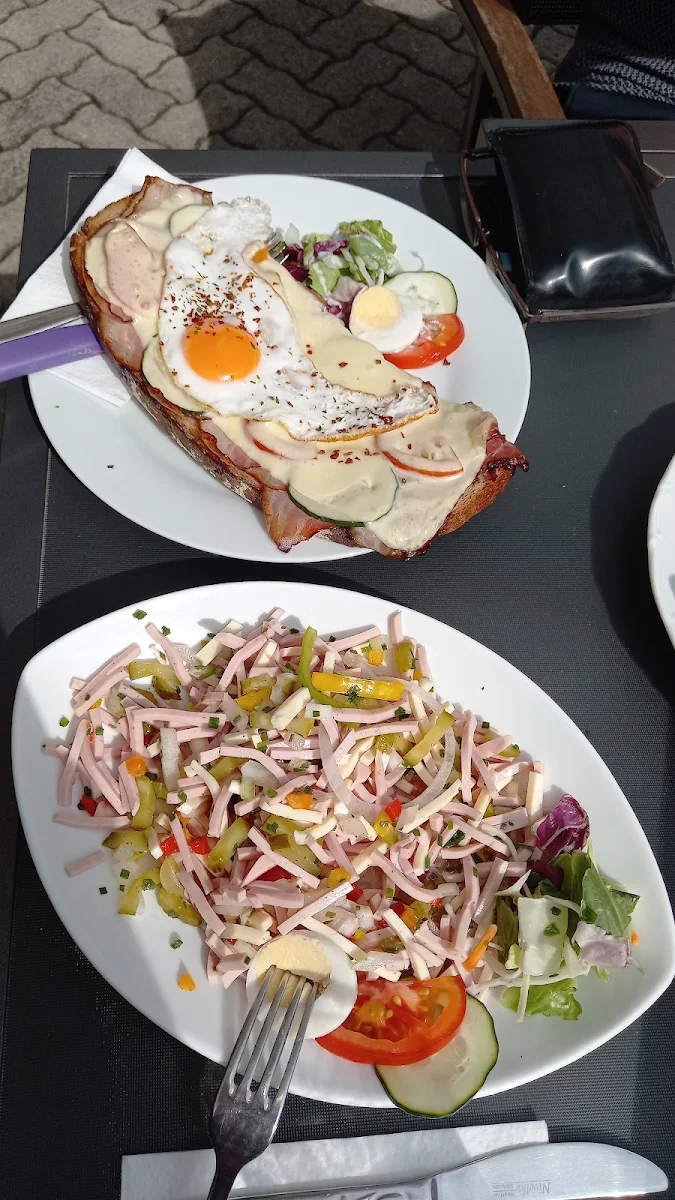 Essen und Trinken photo 3
