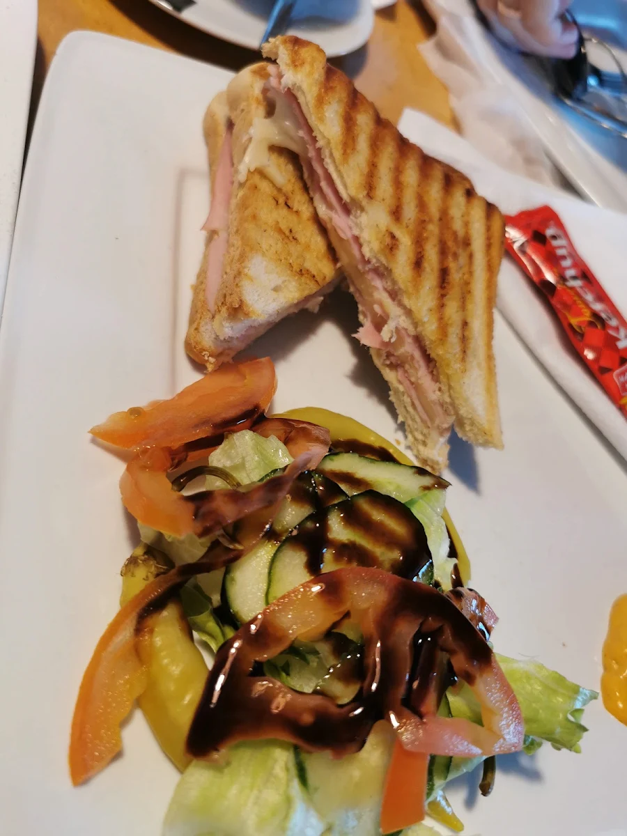 Essen und Trinken photo 2