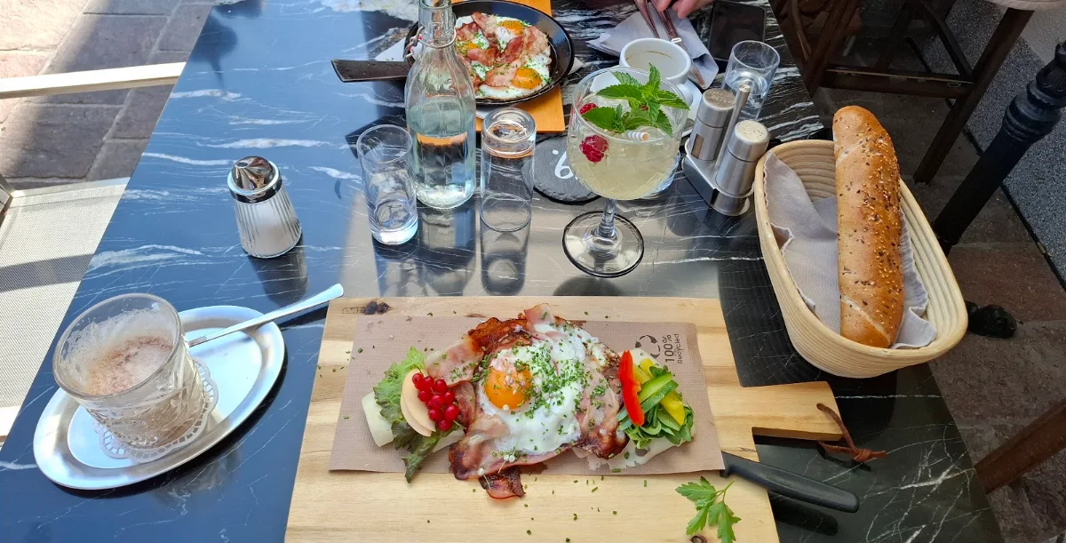 Essen und Trinken photo 2