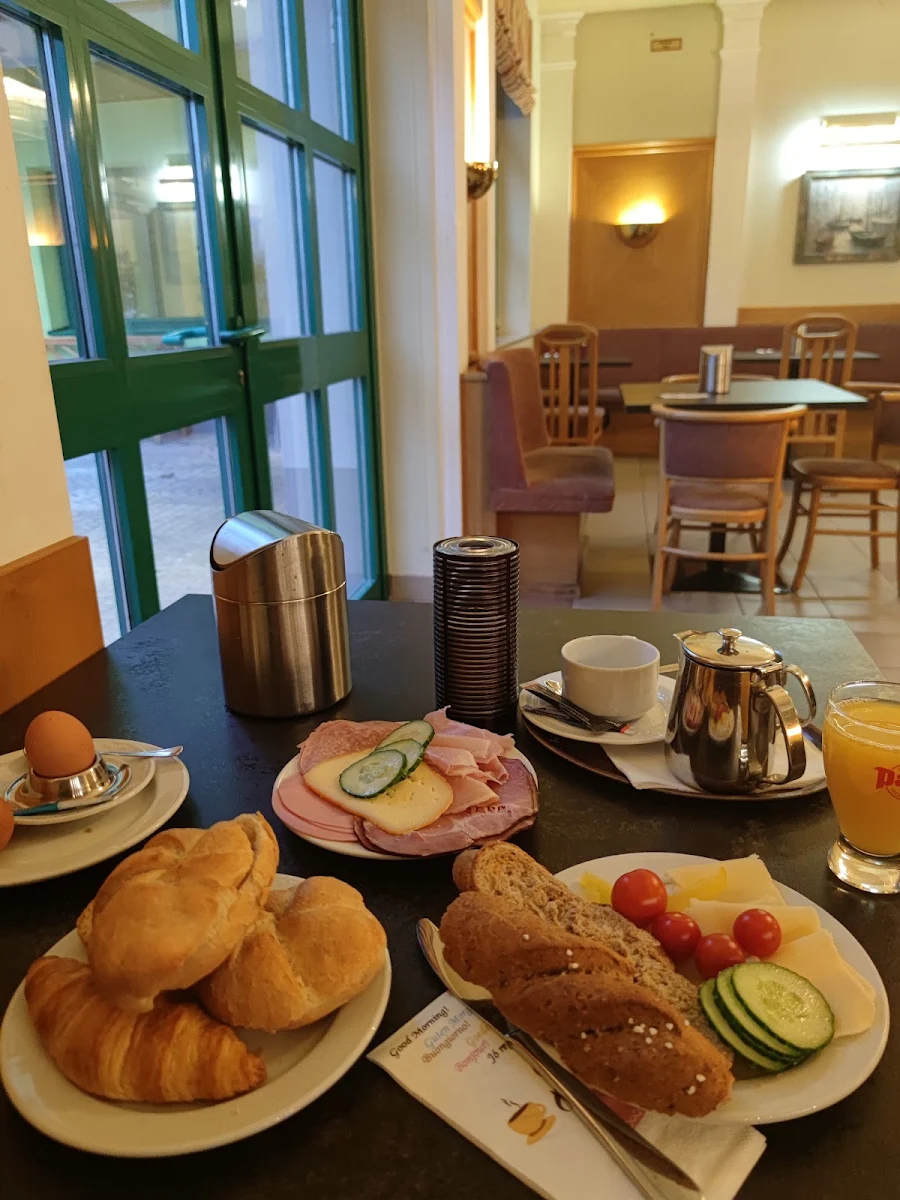 Essen und Trinken photo 3