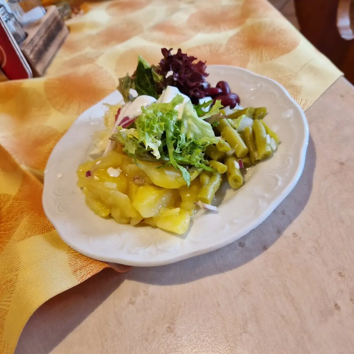 Essen und Trinken photo 2