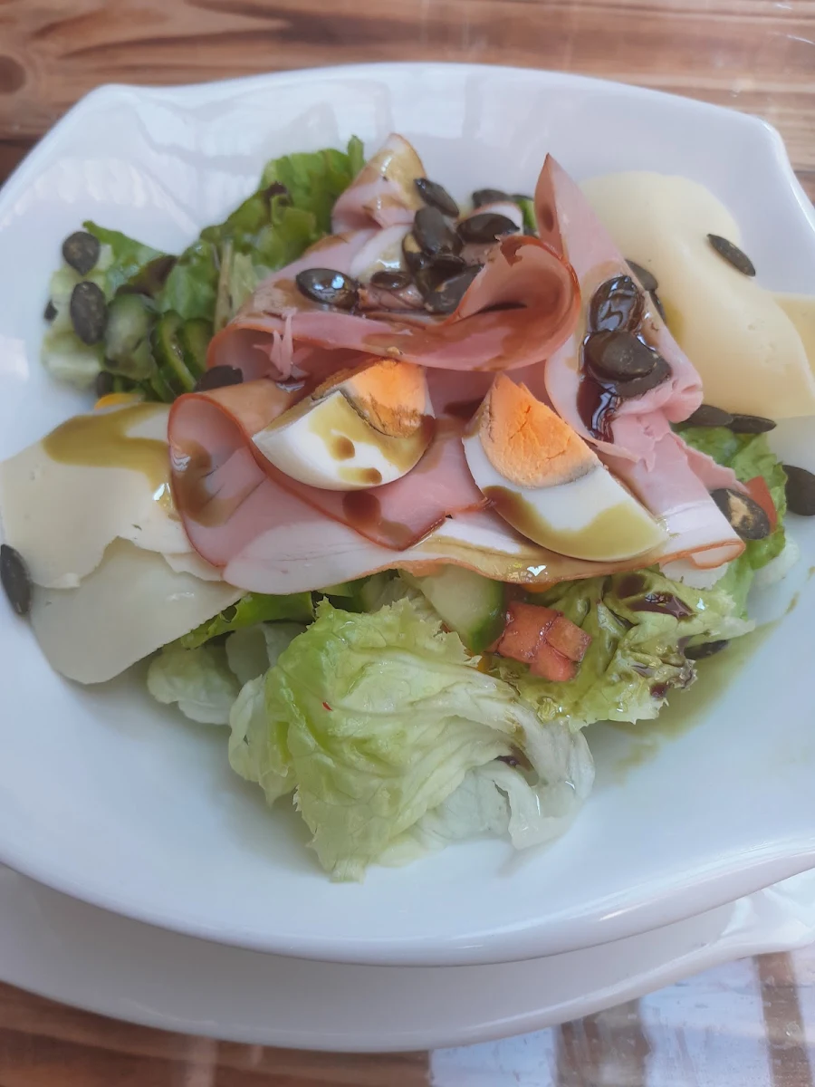 Essen und Trinken photo 2