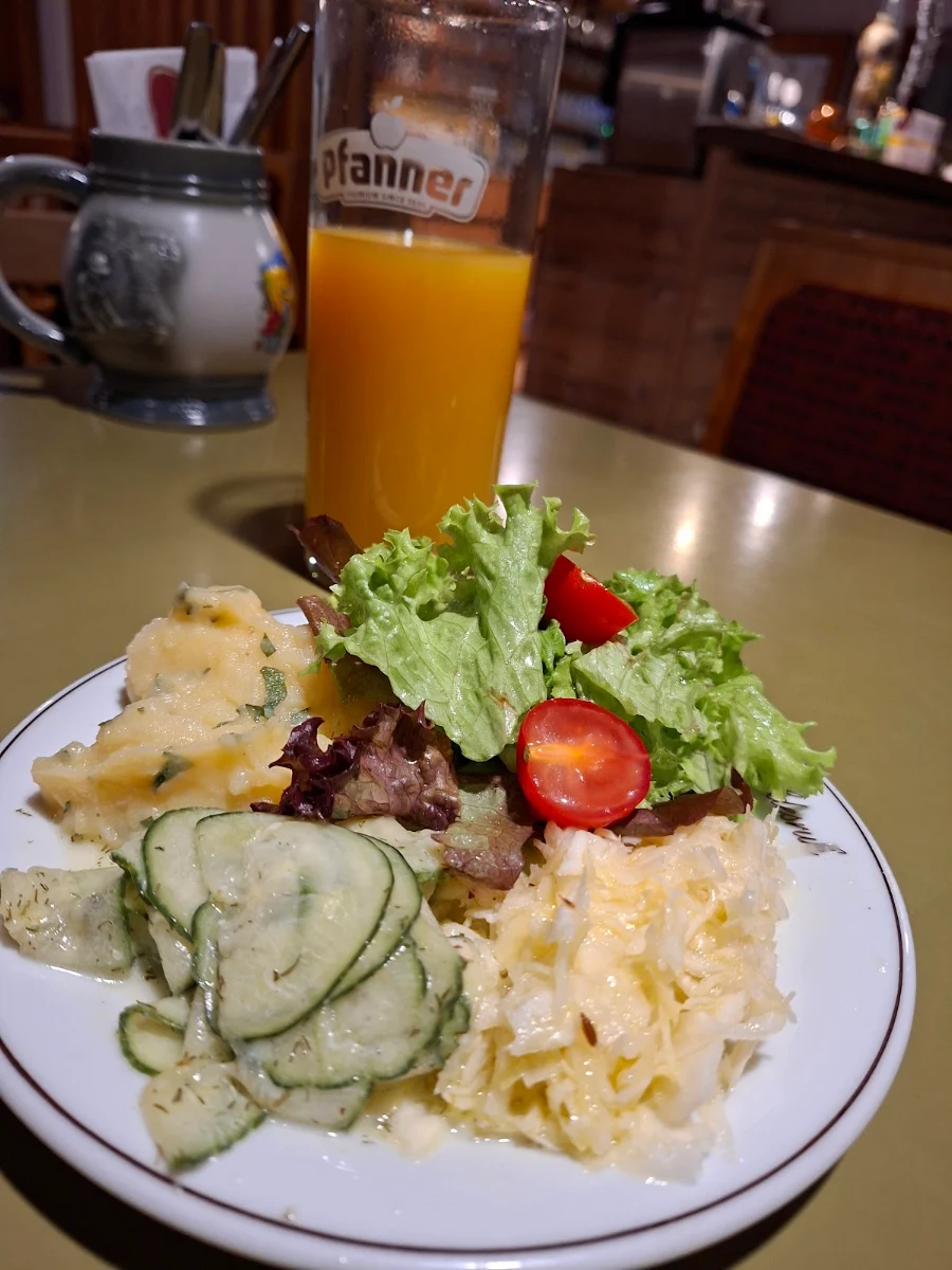 Essen und Trinken photo 3