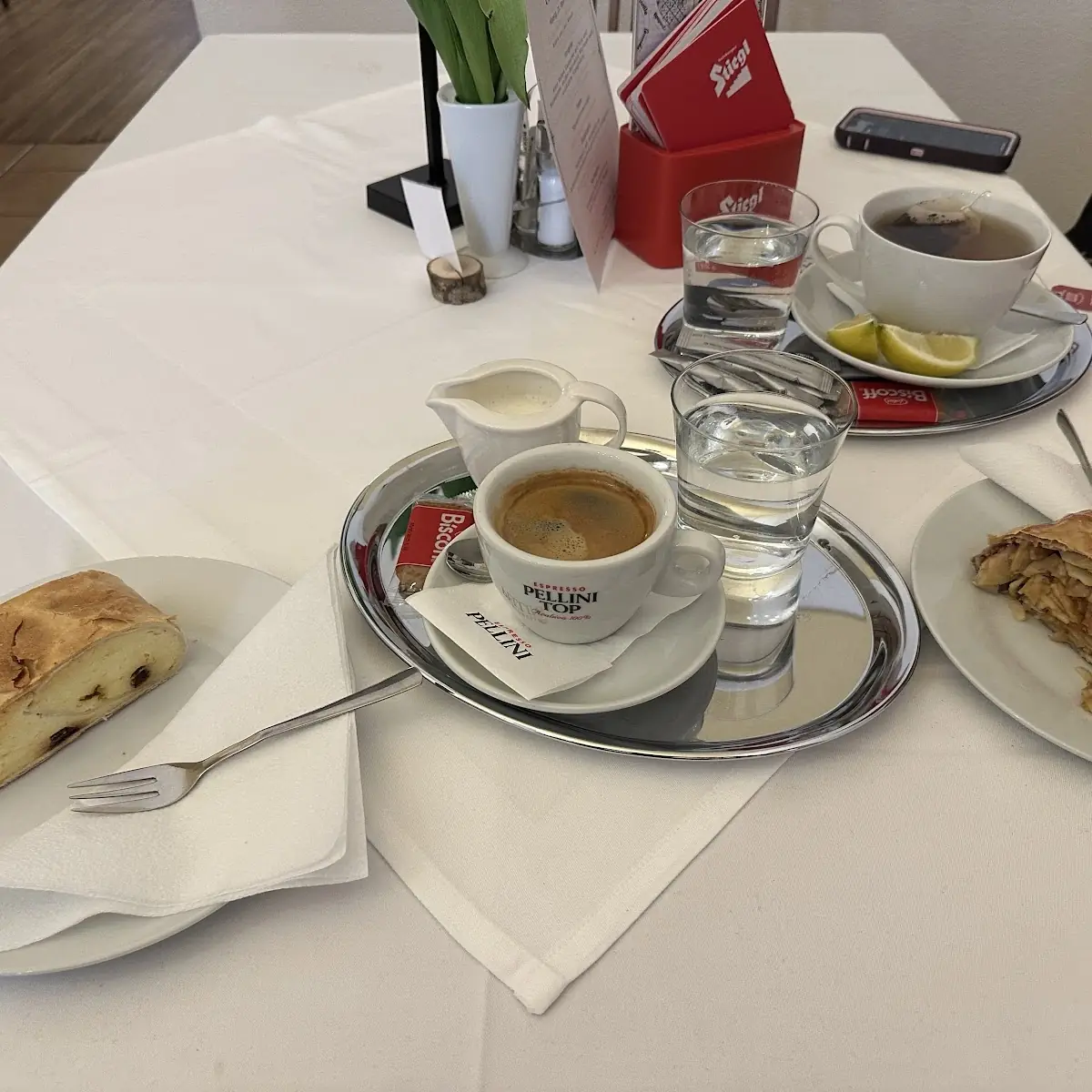 Essen und Trinken photo 3
