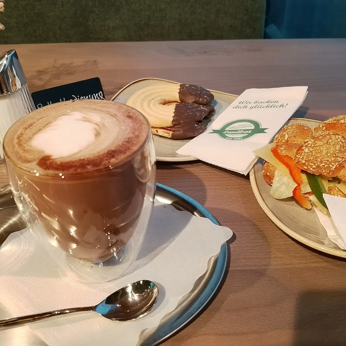 Essen und Trinken photo 1