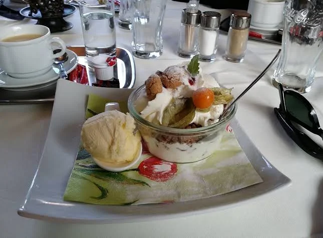 Essen und Trinken photo 1