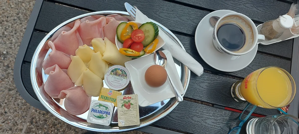Essen und Trinken photo 1