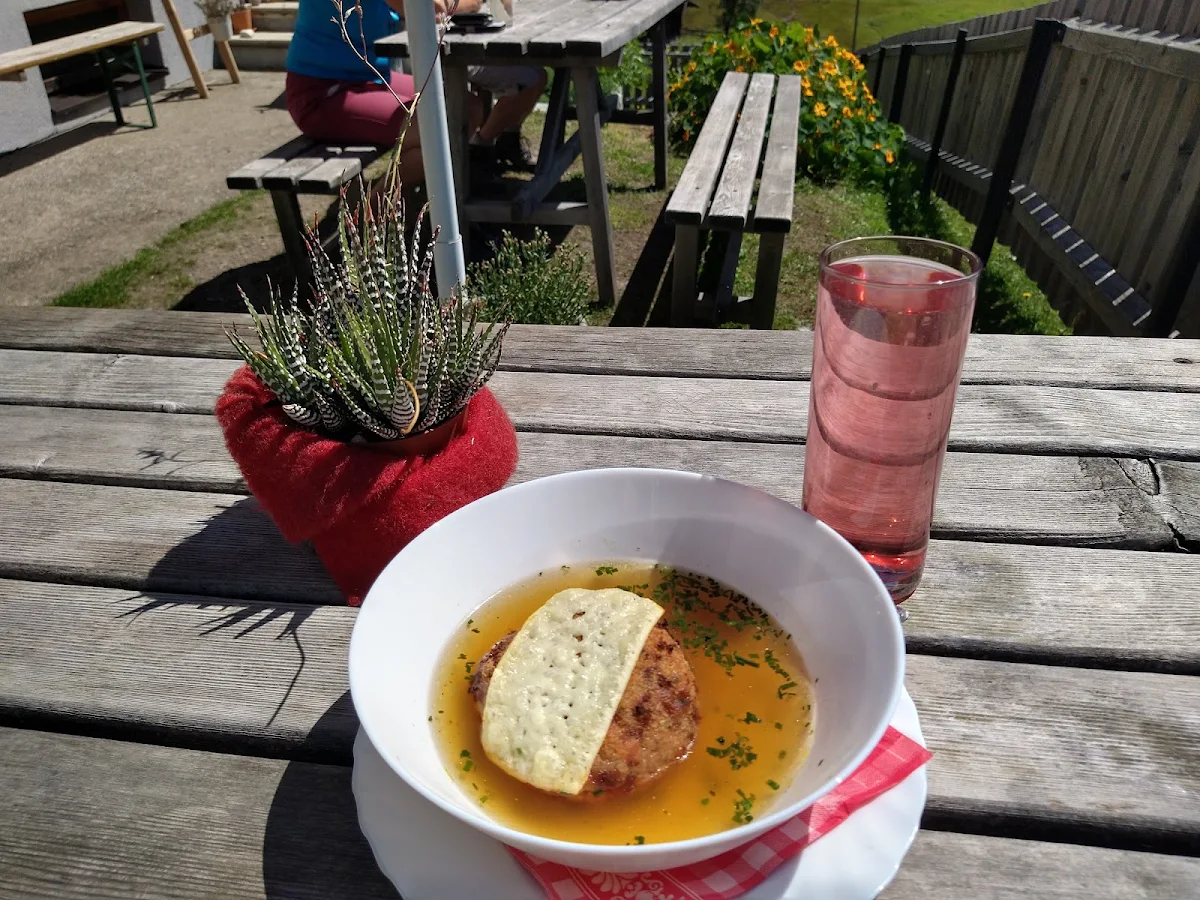 Essen und Trinken photo 2