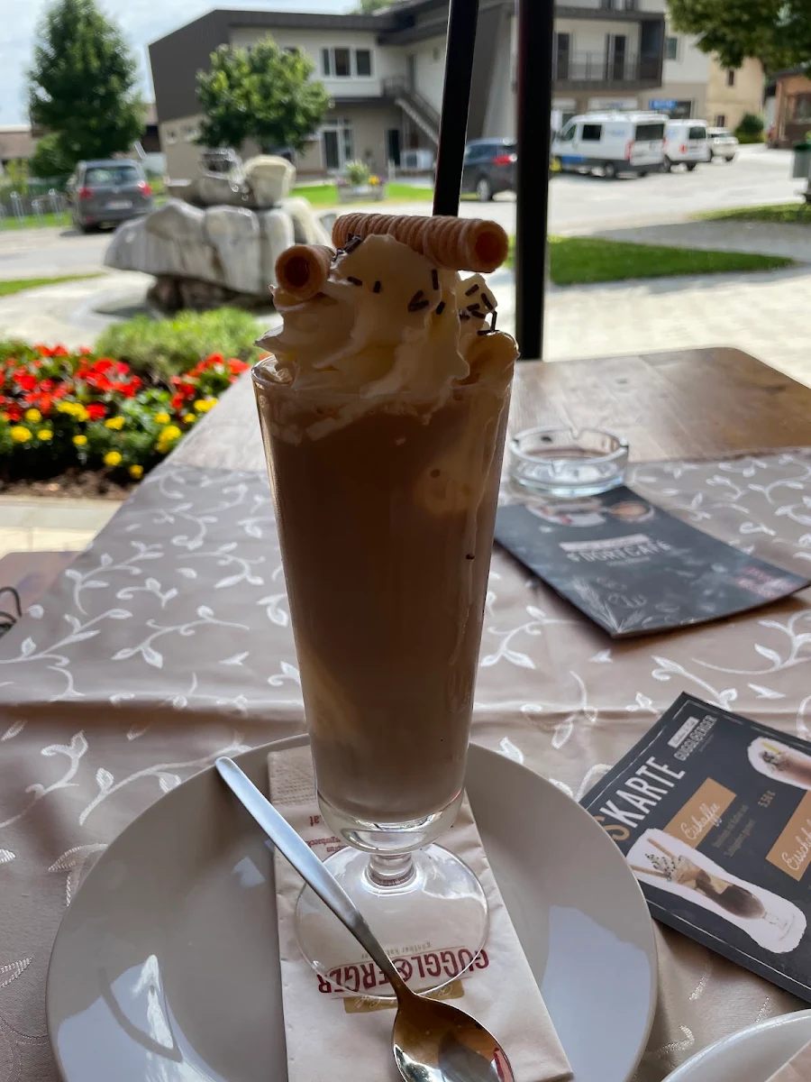 Essen und Trinken photo 1
