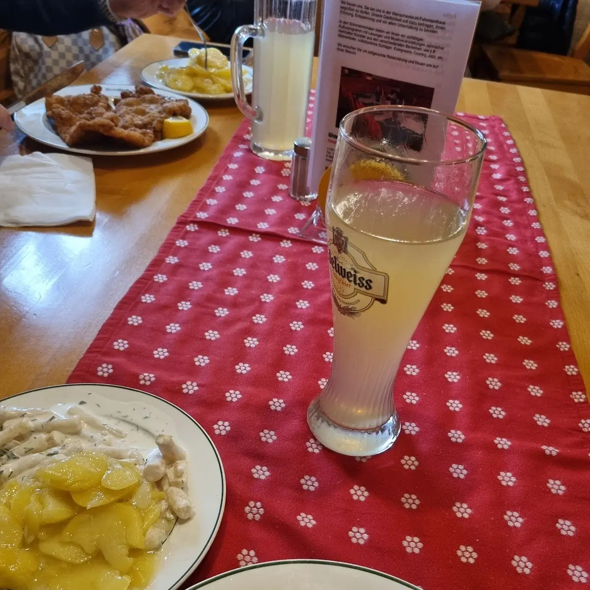 Essen und Trinken photo 2