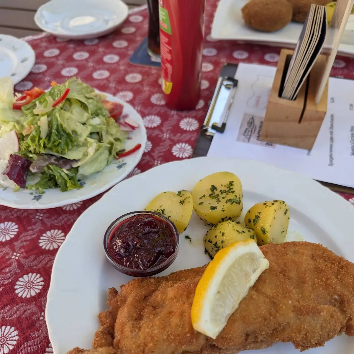Essen und Trinken photo 2