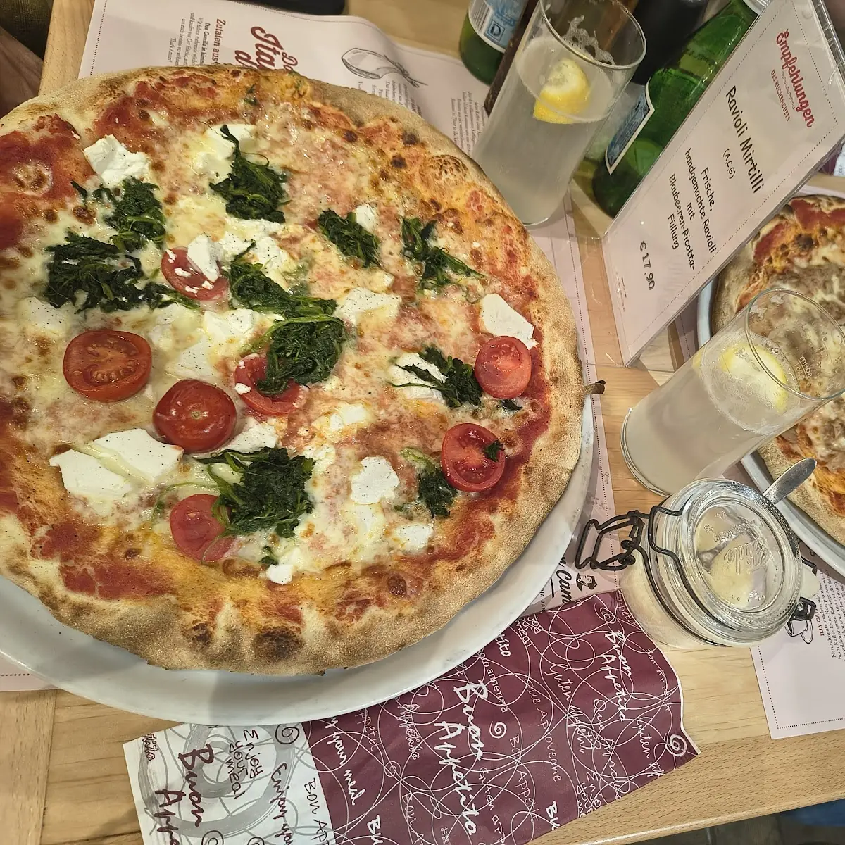 Essen und Trinken photo 3