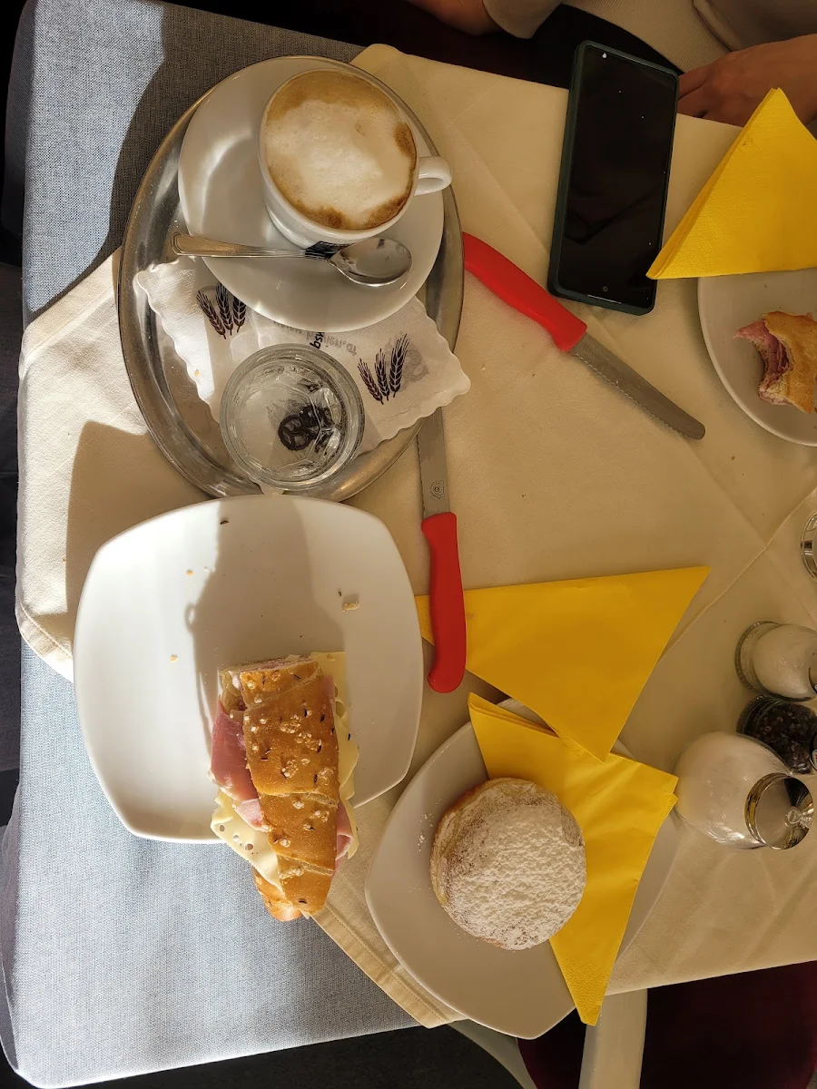 Essen und Trinken photo 3