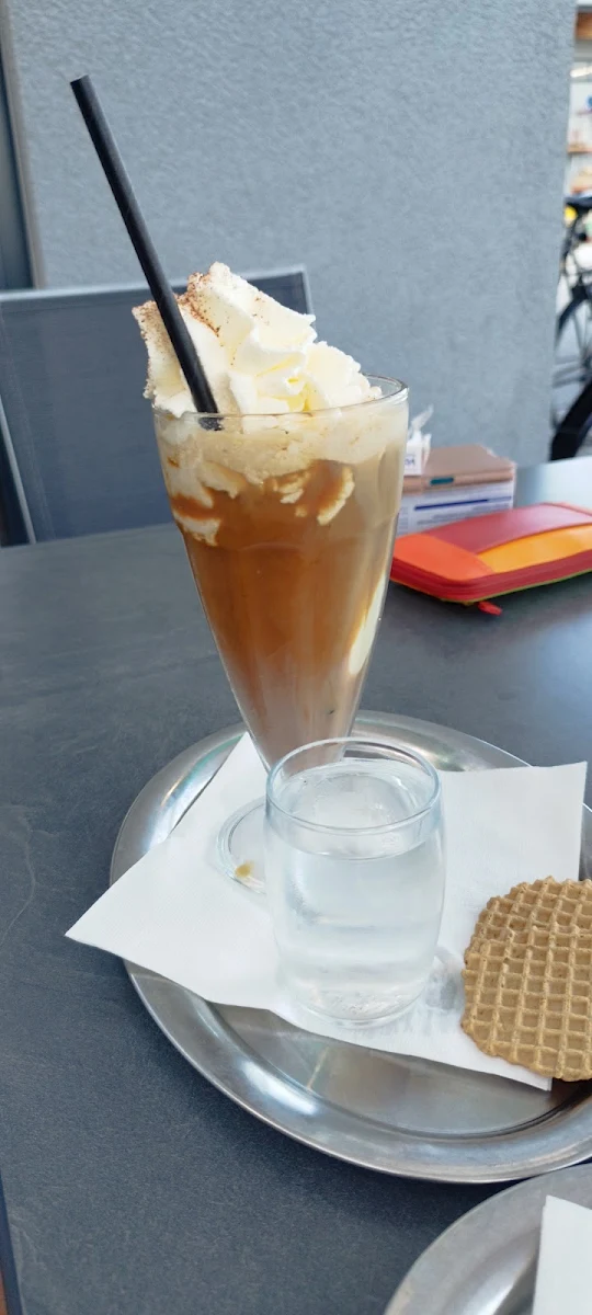 Essen und Trinken photo 6
