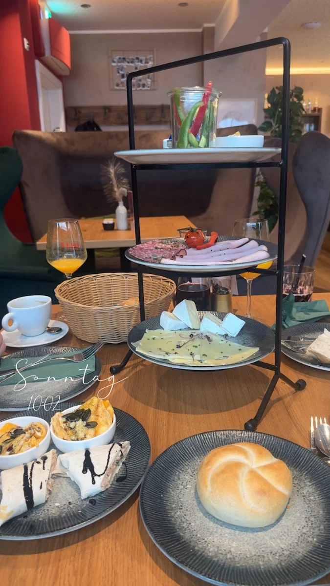 Essen und Trinken photo 2