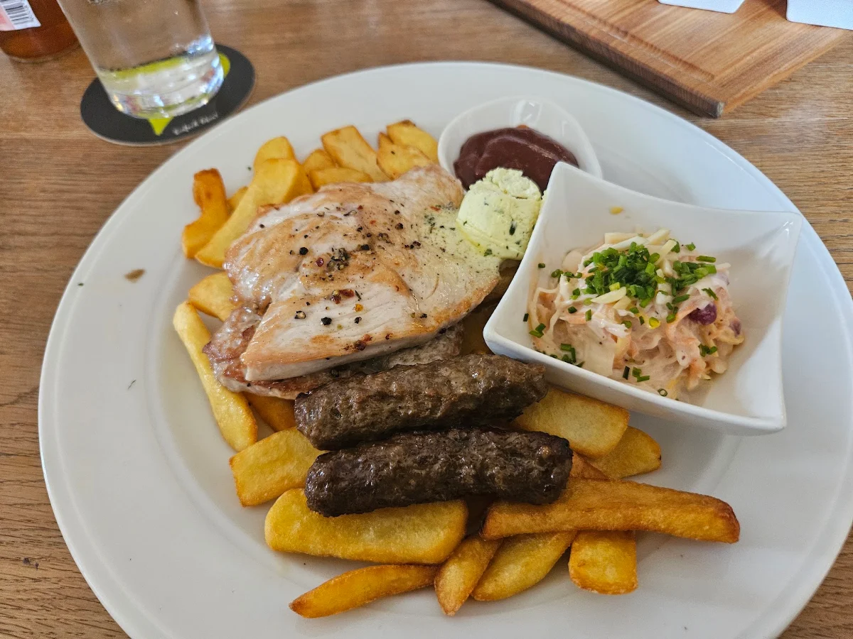 Essen und Trinken photo 2