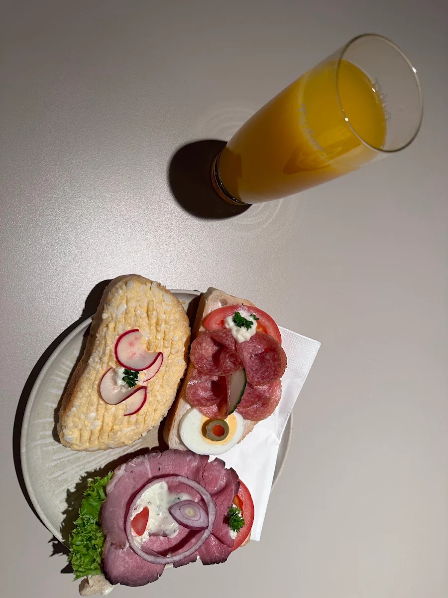 Essen und Trinken photo 1