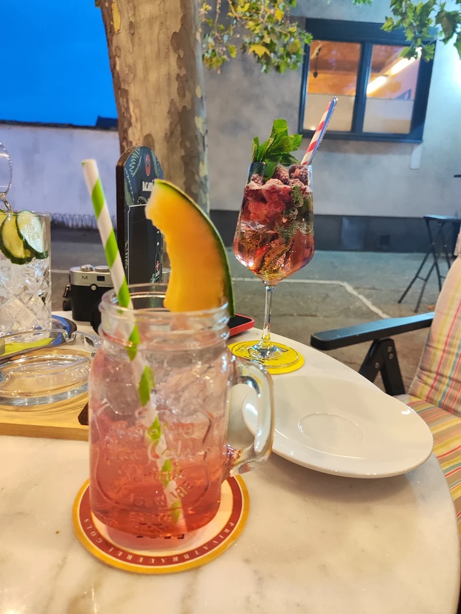 Essen und Trinken photo 3