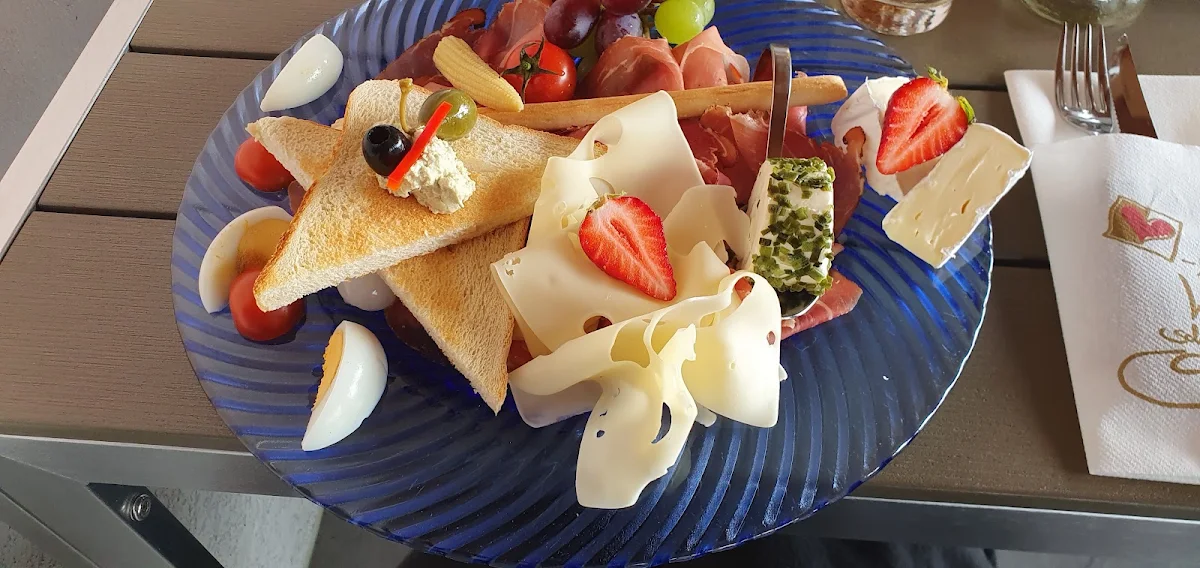 Essen und Trinken photo 2