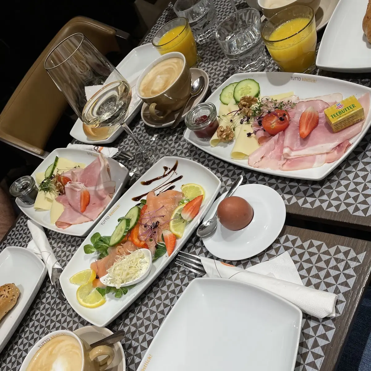 Essen und Trinken photo 1