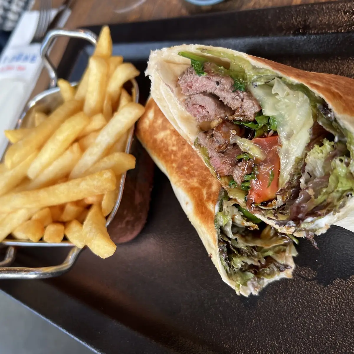 Essen und Trinken, T-Bone Bar Burger Steakhouse Parndorf