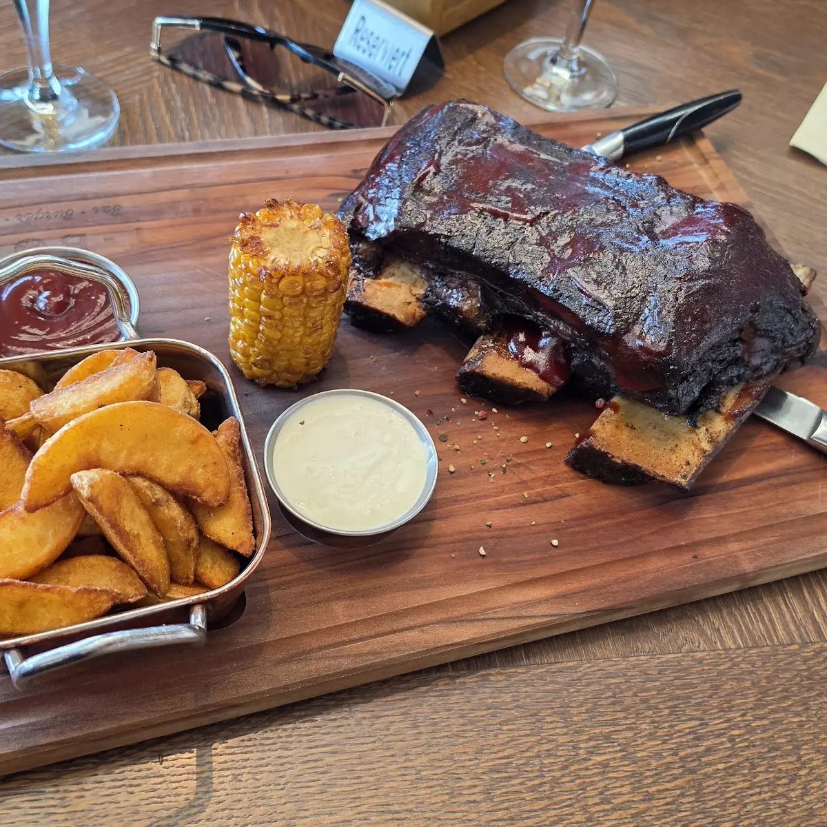 Essen und Trinken, T-Bone Bar Burger Steakhouse Parndorf