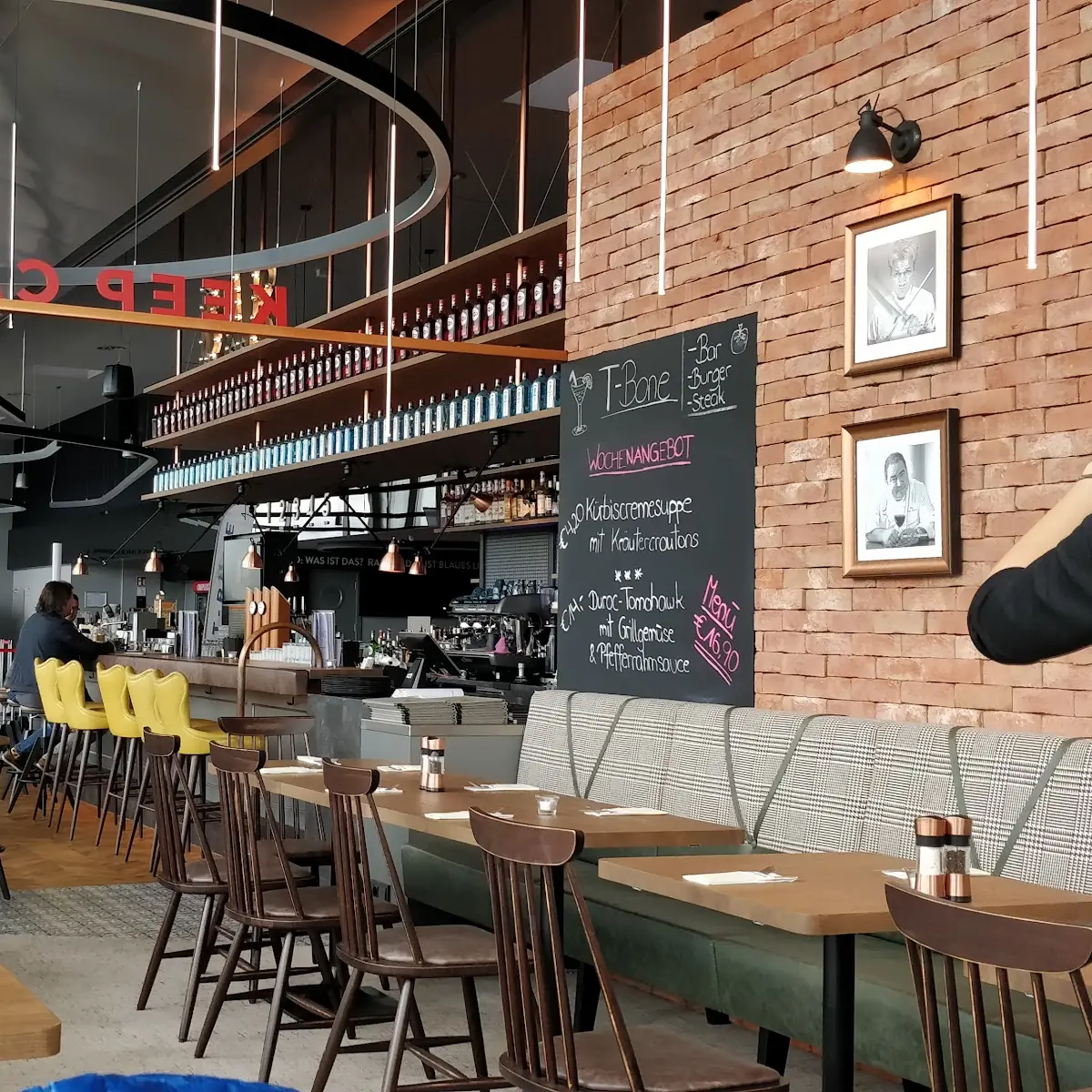 Atmosphäre, T-Bone Bar Burger Steakhouse Parndorf