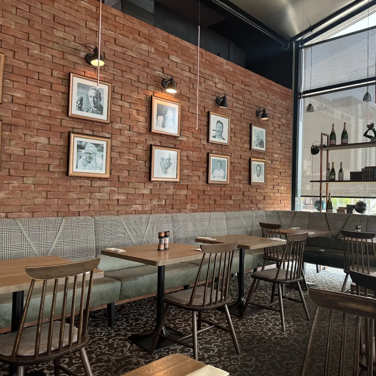 Atmosphäre, T-Bone Bar Burger Steakhouse Parndorf