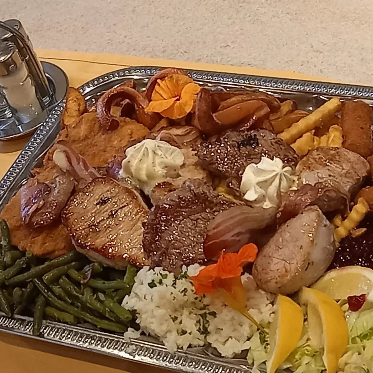Essen und Trinken photo 2