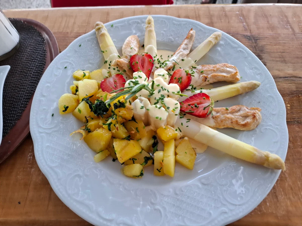Essen und Trinken photo 2