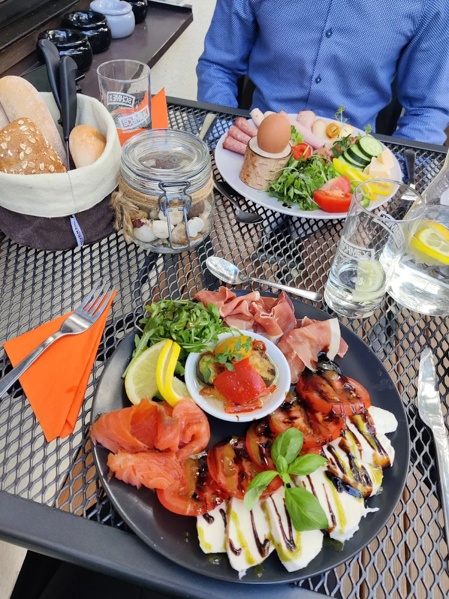 Essen und Trinken photo 3