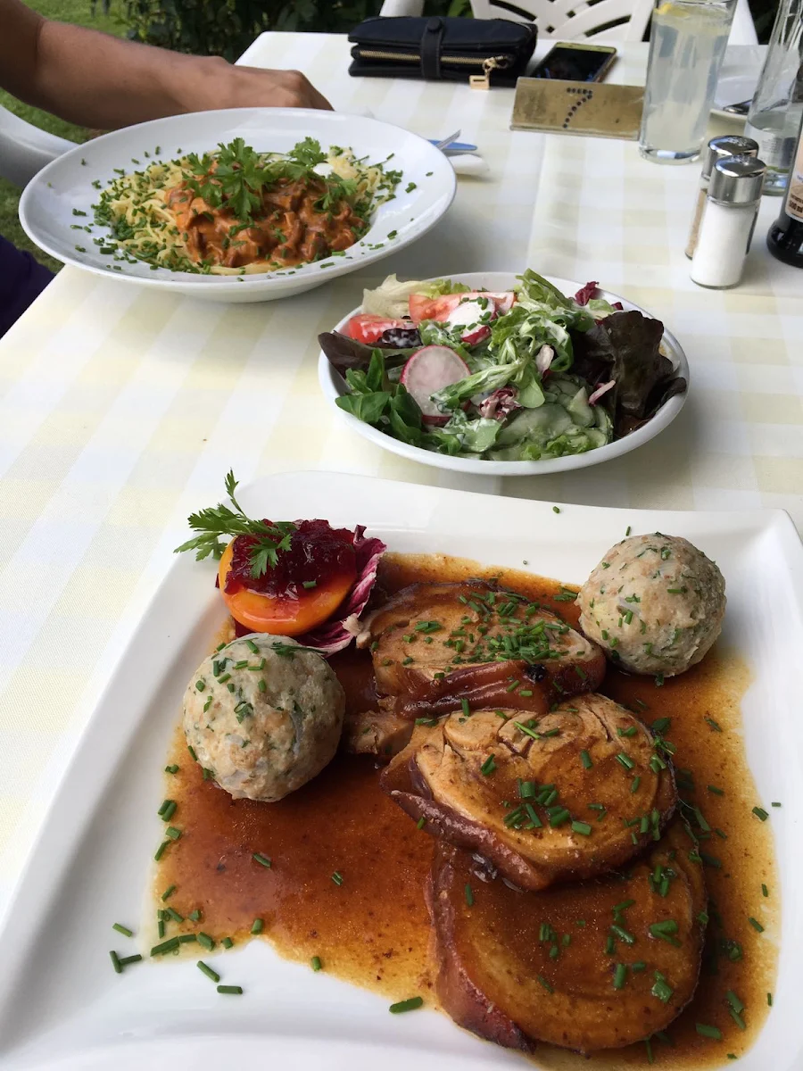 Essen und Trinken photo 2