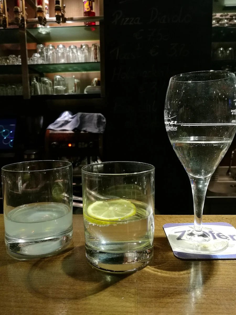 Essen und Trinken photo 1