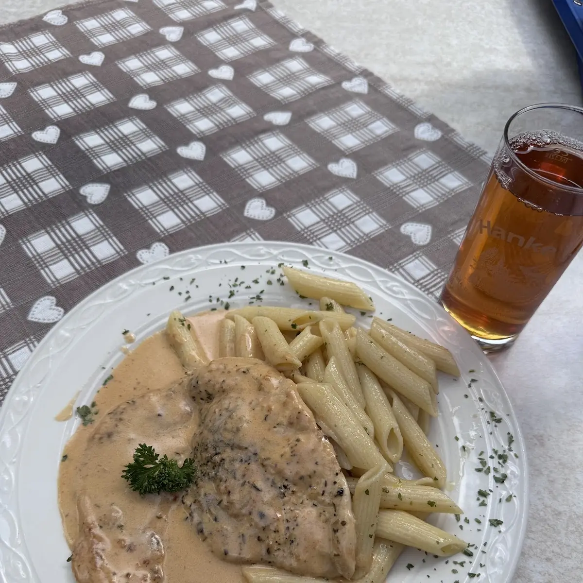 Essen und Trinken photo 3