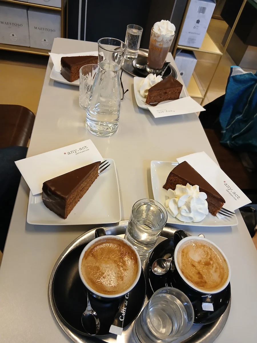Essen und Trinken photo 1