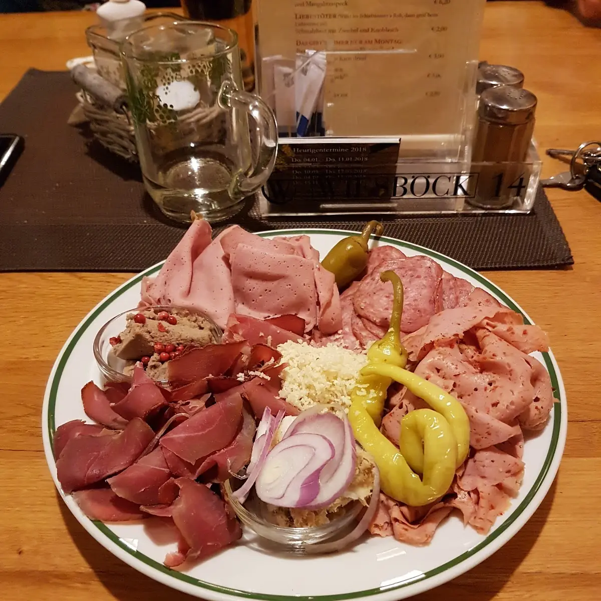 Essen und Trinken photo 1