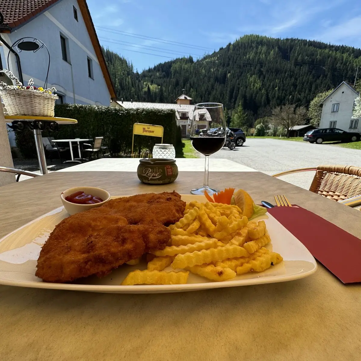 Essen und Trinken photo 1
