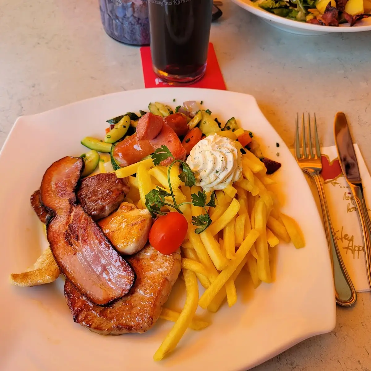 Essen und Trinken photo 3