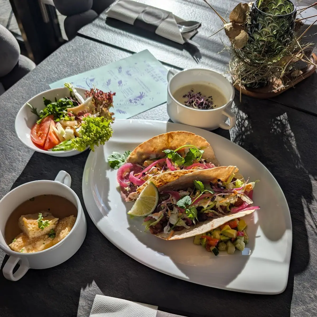 Essen und Trinken photo 1