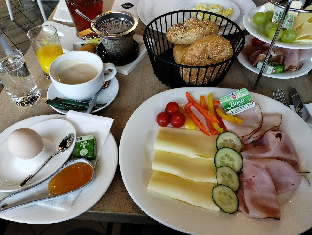 Essen und Trinken photo 2