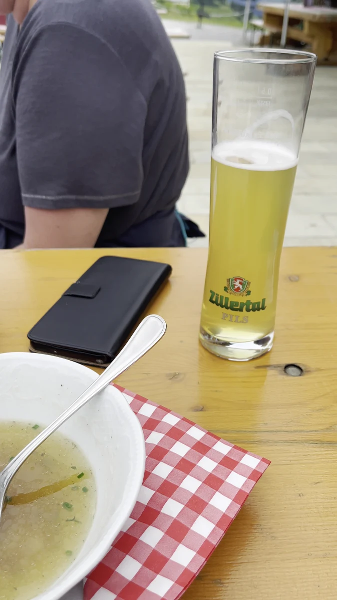 Essen und Trinken, Berggasthof Rübezahl-Hütte