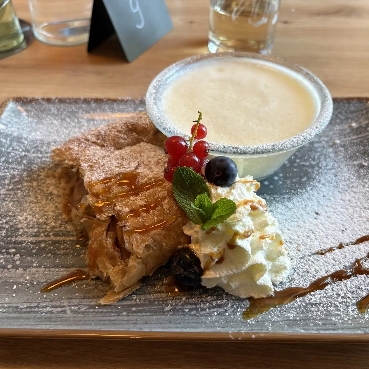 Essen und Trinken photo 2