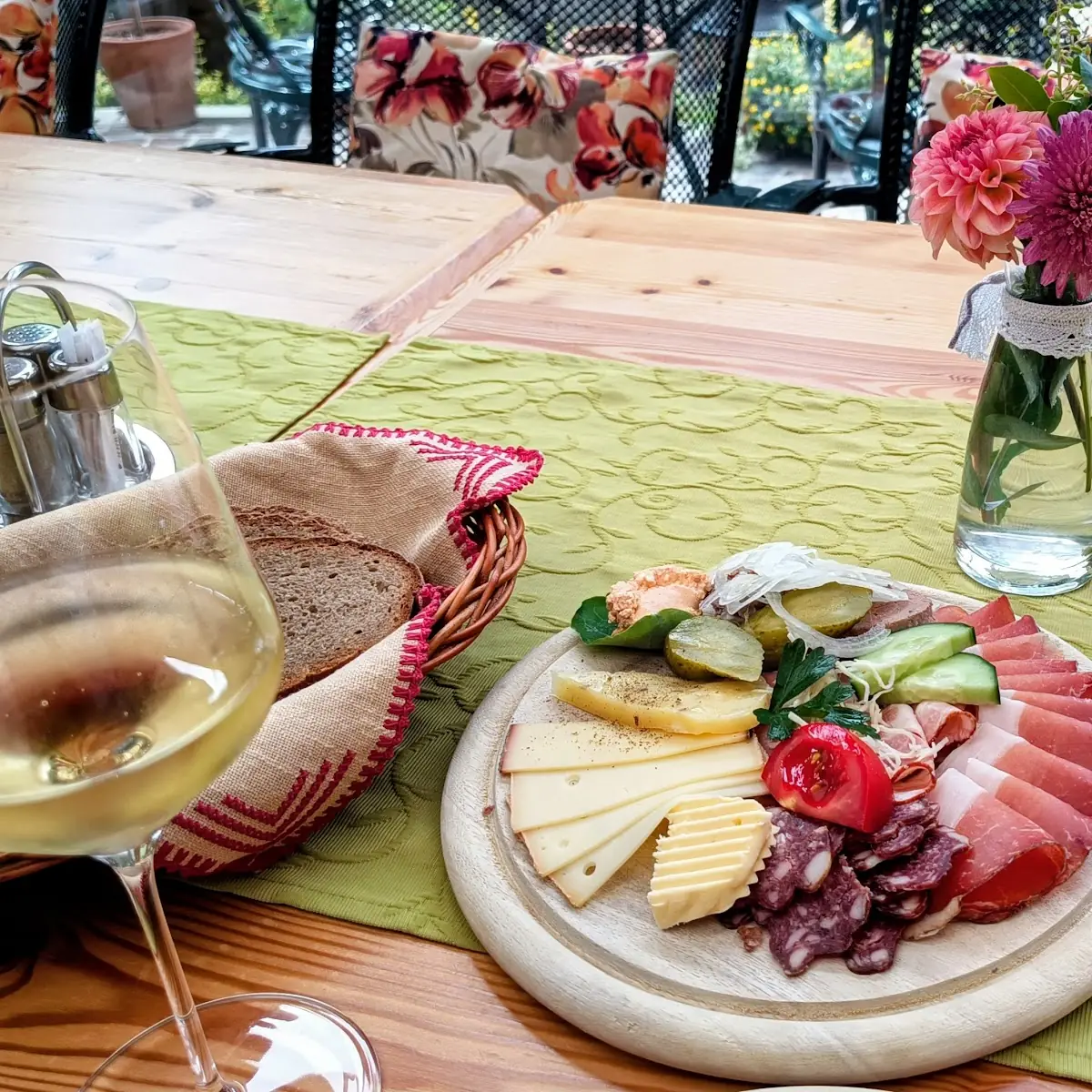 Essen und Trinken photo 2