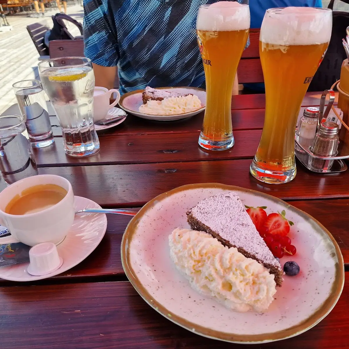 Essen und Trinken photo 6