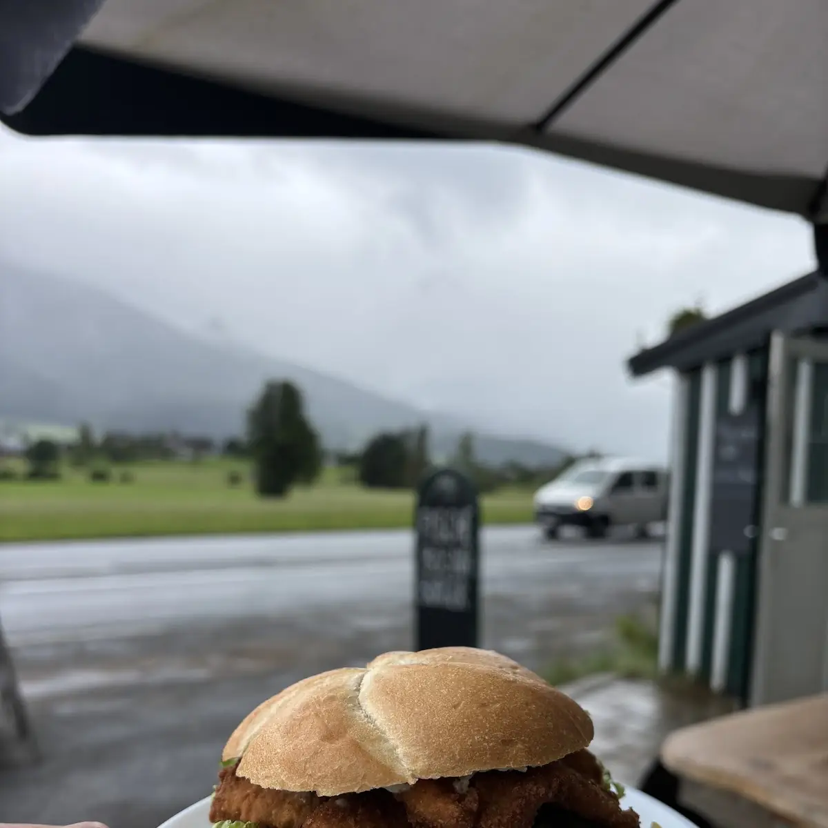 Essen und Trinken, Steckerlfisch in Abersee