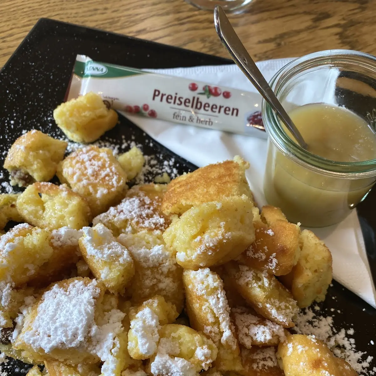 Essen und Trinken, Restaurant Liftcafe Heisn